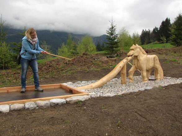 Gaudi Golf Station &quot;Pferd&quot;