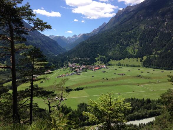 Vorderhornbach mit Blick ins Hornbachtal