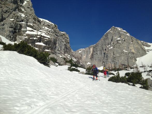 Beim Mitterberg geht es rechts in das nördliche und links in das südl. Wassertal