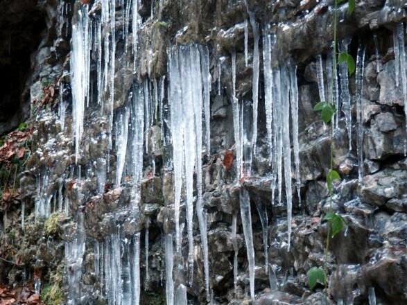 Eiszapfen 595m am Beginn des Katzengrabens