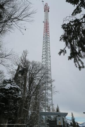 Sendemast am Gipfel