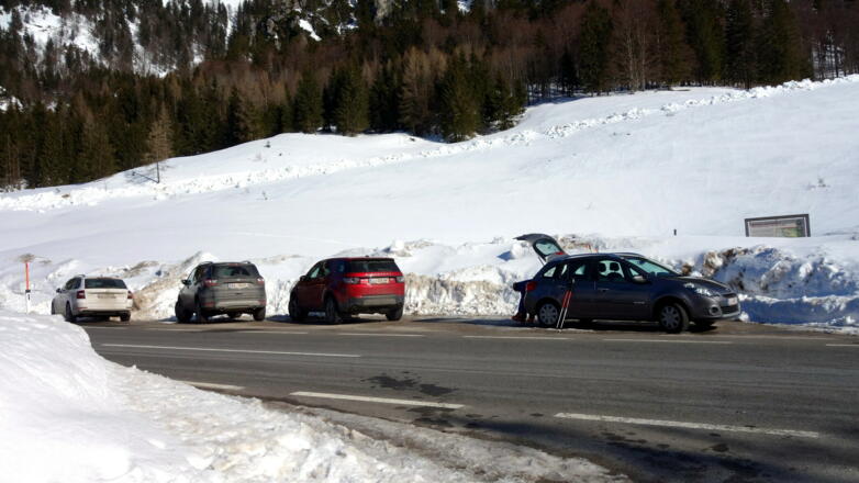 P Hengstpasss-Straße ~885m