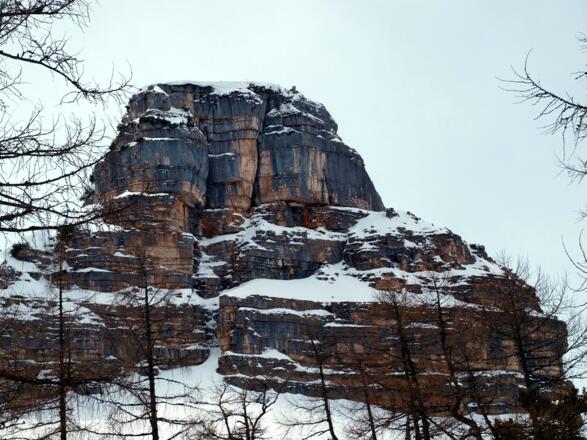 Burgstall 1684 m, Blick zum Eisernen Bergl