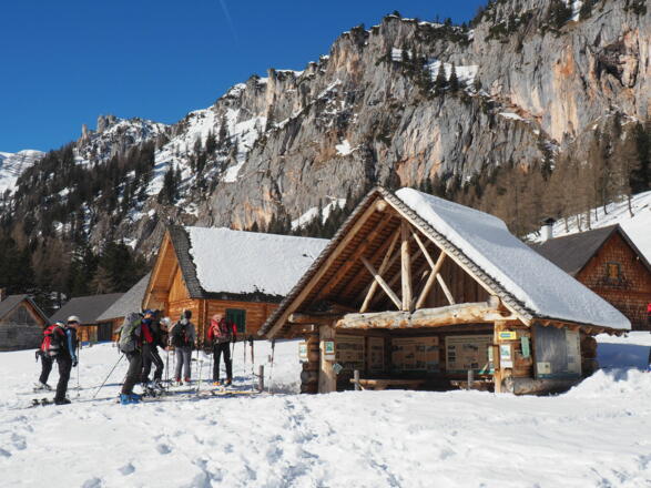 Unterstand 1373m am Teichlboden Nordrand.