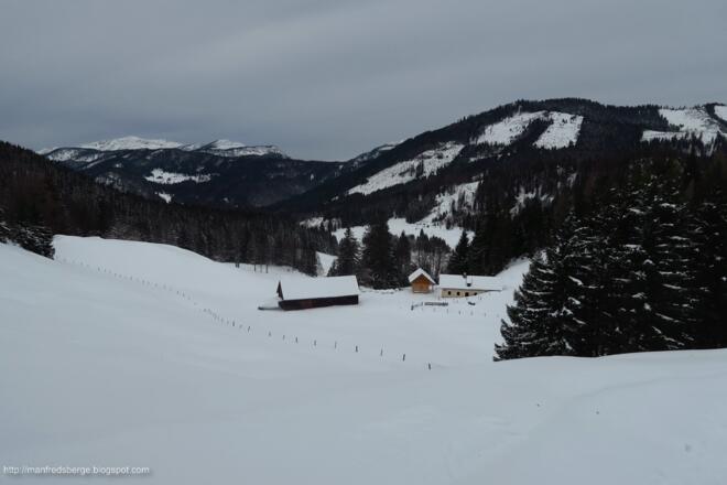 Wieder zurück bei den drei Hütten