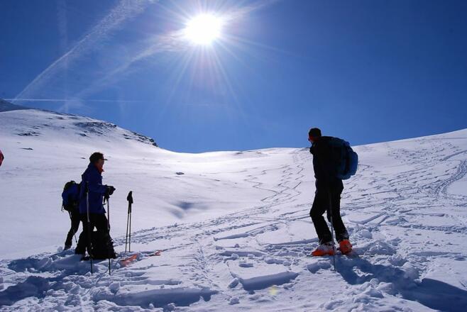 Abfahrt vom Throneck