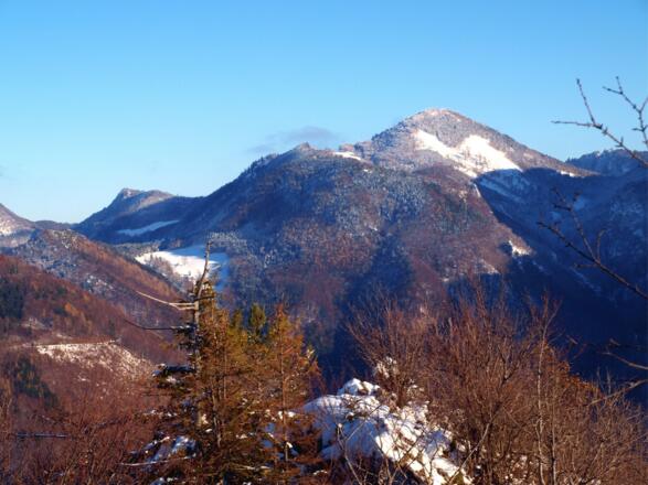 Hochbuchberg 1273m vom Kl. Landsberg 854m gesehen.