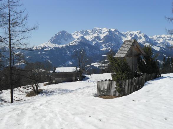 Wegkreuz beim GH Mahdegg
