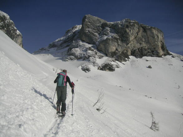Einqueren in die Tauernrinne unter dem Tauernkogel