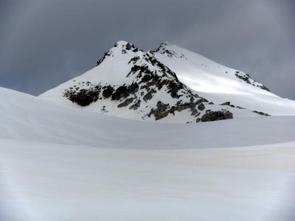 Schlieferspitze mit Gipfelhang rechts
