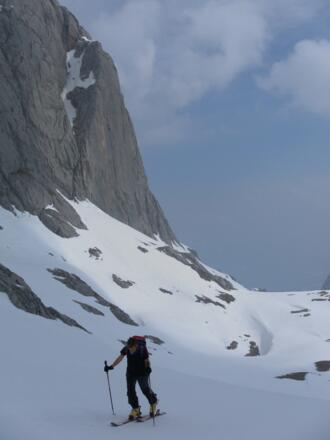 Torsäule Südostpfeiler