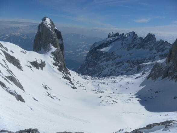 Ochsenkar mit Torsäule und Mandlwände vom Kniebeißer