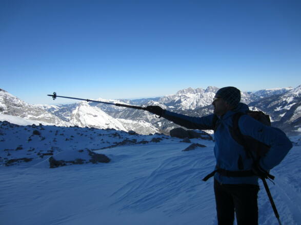 schon während des Aufstiegs wird die Abfahrtsroute besprochen und ausgewählt