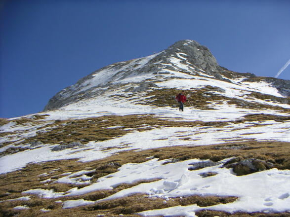 schneearmer Gipfelabstieg