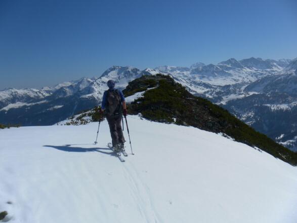 kurz ostwärts zum Spazeckgipfel