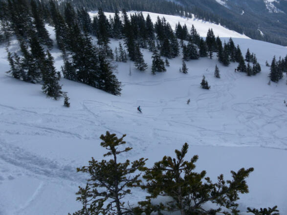 Ausschwingen vor dem Güterweg