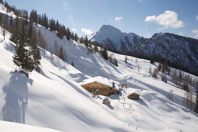 Die Loosbühelalm im Winter