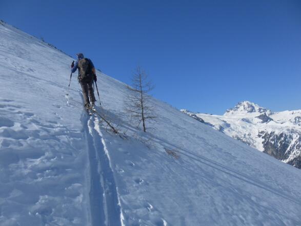 lange Kehren in der Nordflanke