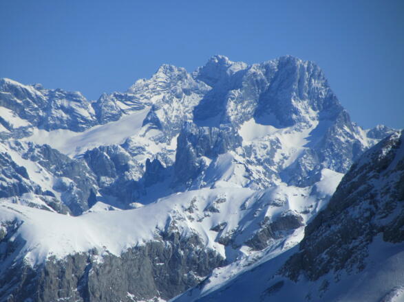 Sicht zum nahen Dachstein
