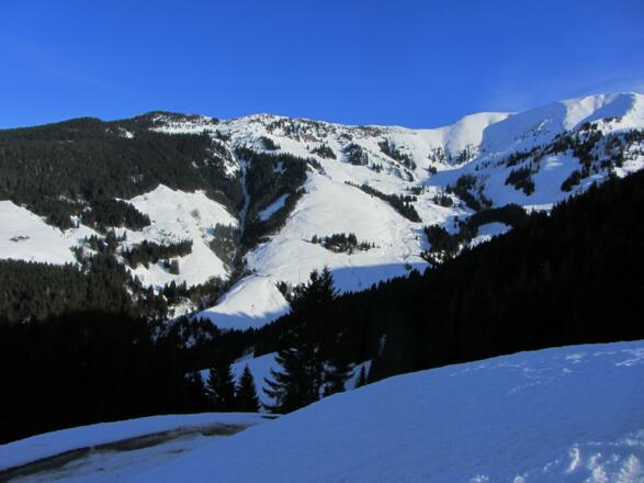 Blick zurück zu dem Kamm, der überschritten wurde