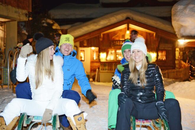 beleuchtete Rodelbahn