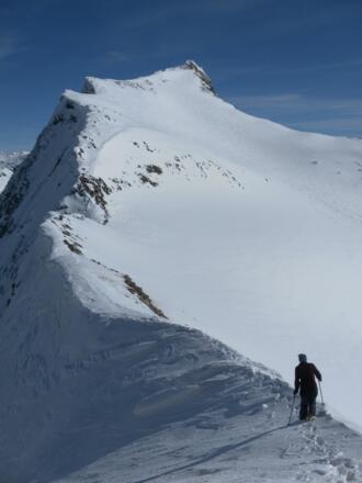 zurück zum Skidepot im Sattel vor der Roten Saile
