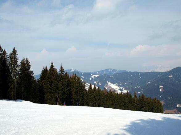 Anstieg auf der Piste um 1500m