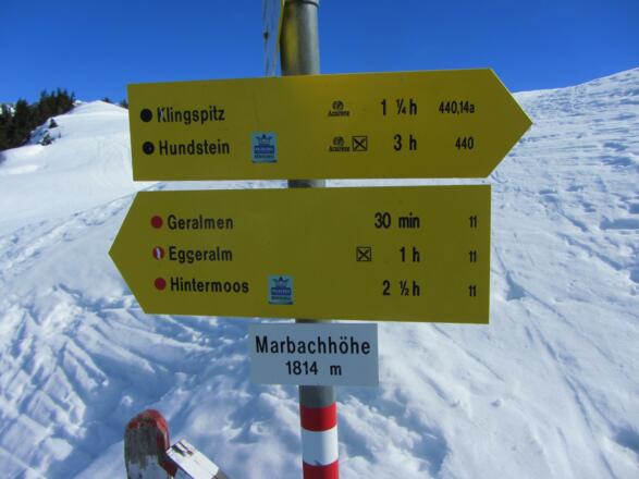 Wegweiser am Kamm