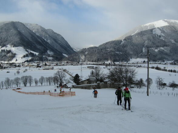 entlang des Kinderliftes zum Waldrand