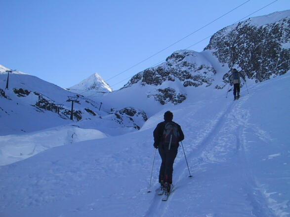 Anstieg etwas abseits der Piste