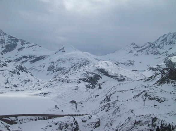 Gipfelrückblick zum Medelzkopf
