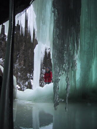Blick zurück aus dem Eistunnel
