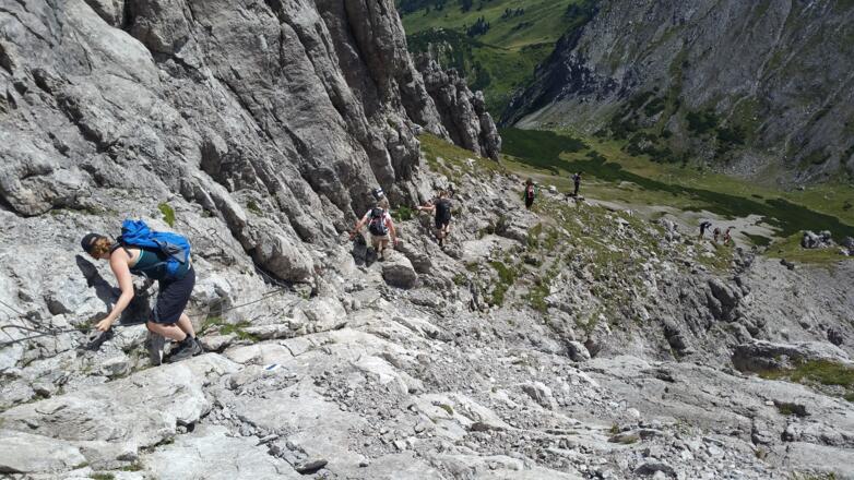 Abstieg vom Saulakopf über den alpinen Steig