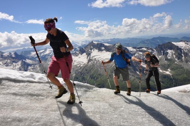 Tauerntour - Traumwetter beim Aufstieg auf das große Wiesbachhorn
