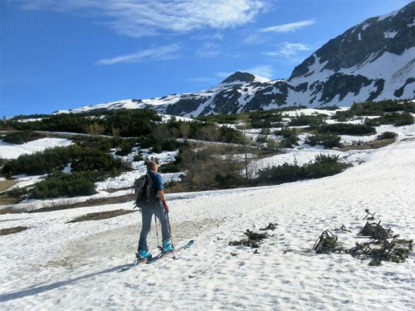 flach zur Hundsfeldalm