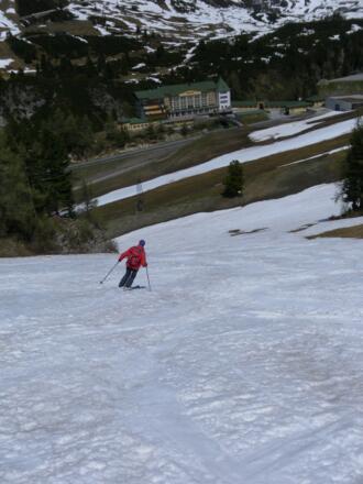 Abfahrt über Zehnerkarpiste