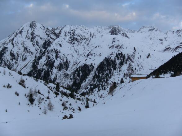 Hochreichkopf über der Schweinfurterhütte