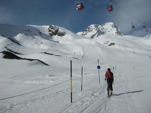 oberhalb der Dresdnerhütte - Anstieg links-Abfahrt rechts