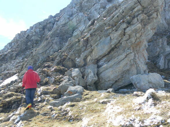 Anstieg über Blockwerk der Nordflanke 