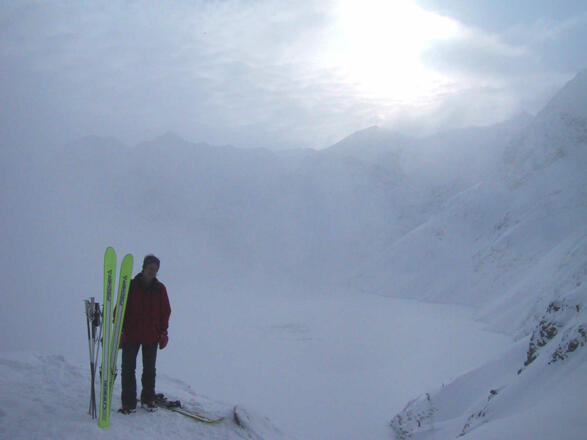 in der Scharte über dem Finstertaler Speicher