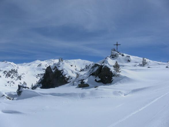 Karspitze, links dahinter Kreuzjoch