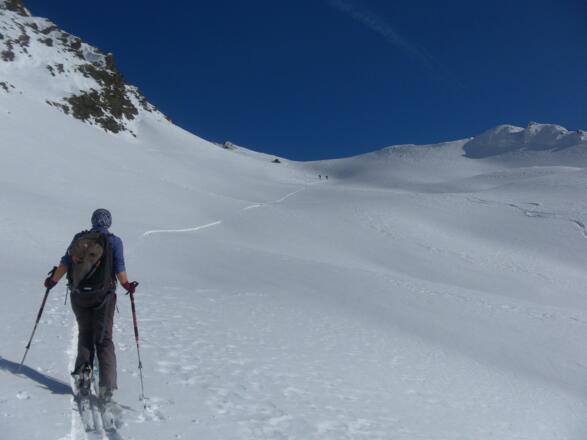 Hänge zur Geländekante
