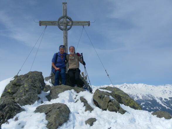 Gipfelkreuz der Karspitze