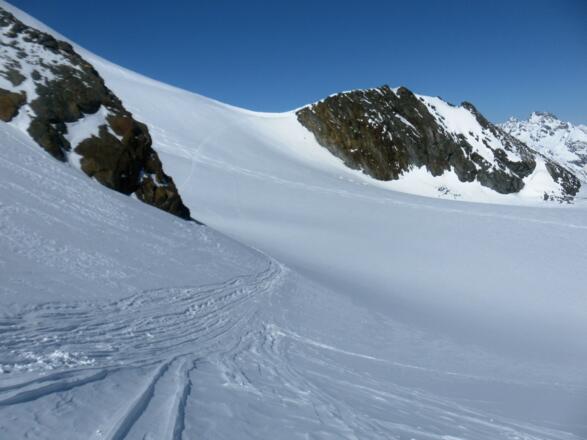 Steilhang zur Geländekante