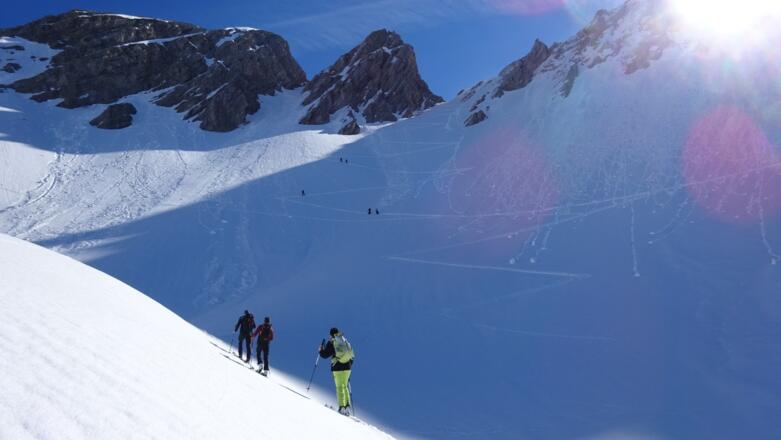 Knapp über 35° Durchschnittsneigung und nordexponiert - die &quot;Schlüsselstelle&quot; unserer Tour. 