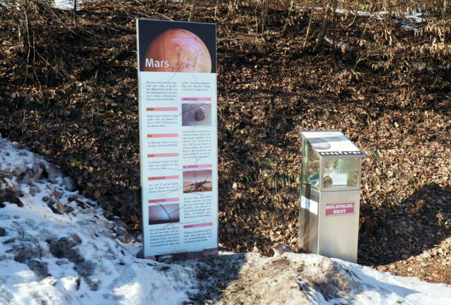 INFO-Station &quot;Mars&quot; vom Planetenweg ~605m