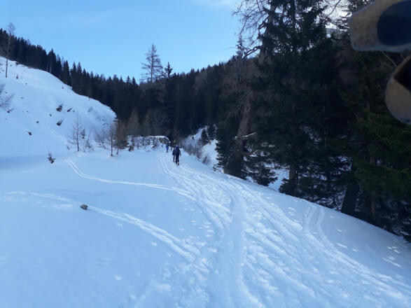 Kurz unter dem Wasserschloss