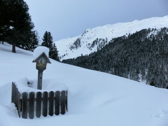 Marterl hinter der Kemater Alm