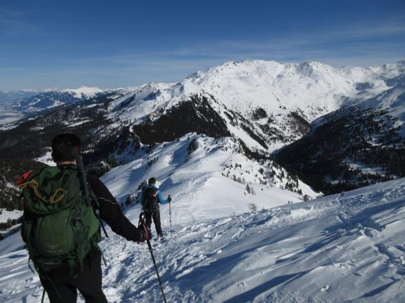 Der Abstieg erfolgt auf dem gleichen Weg.