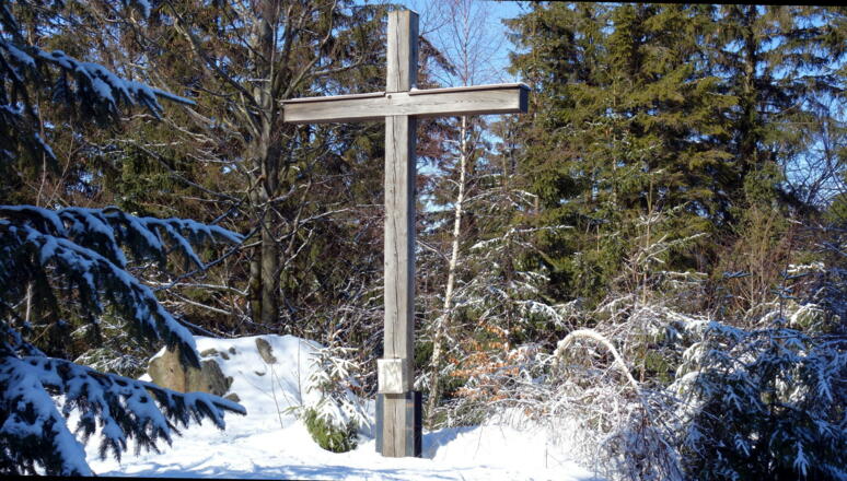Kreuz vom Lichtenberg 927m